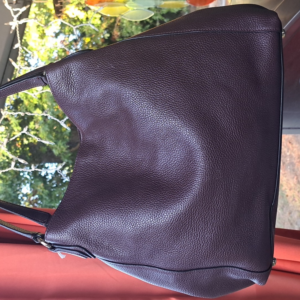 NEW COACH EDIE 31 Turnlock Burgundy, Oxblood Pebble Leather Shoulder - Picture 2 of 16